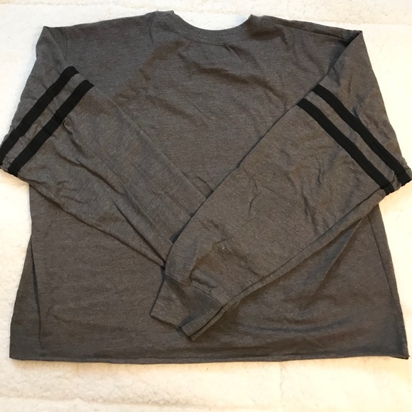 2X Minnie Mouse Long Sleeve Crop Top - Picture 2 of 4